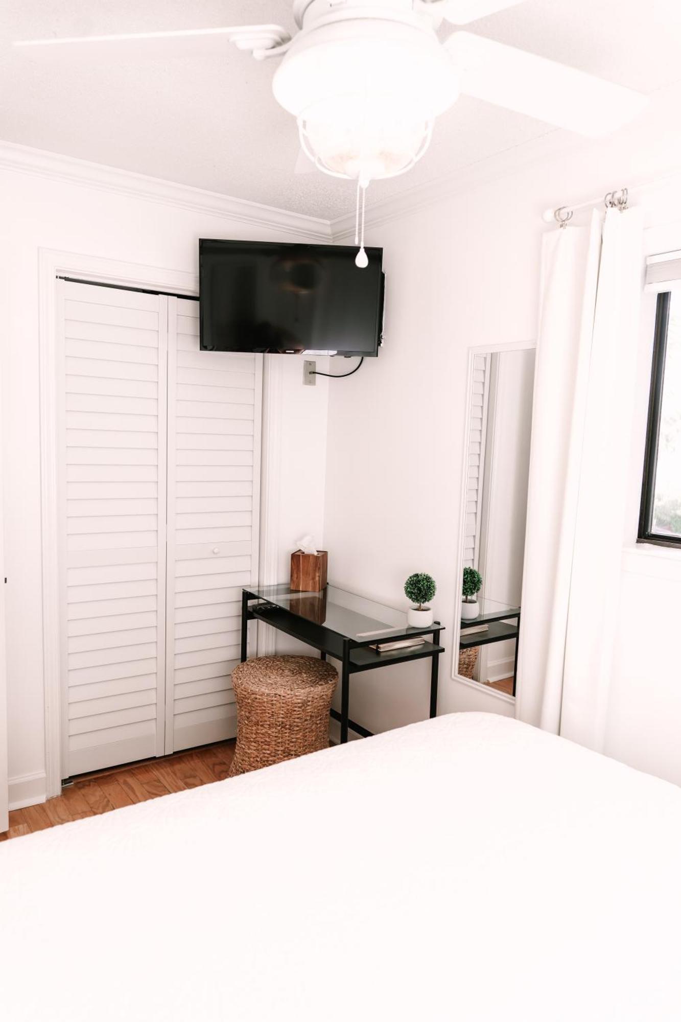 Private Balcony - Beach - Pool And Pickleball 티베아일랜드 외부 사진